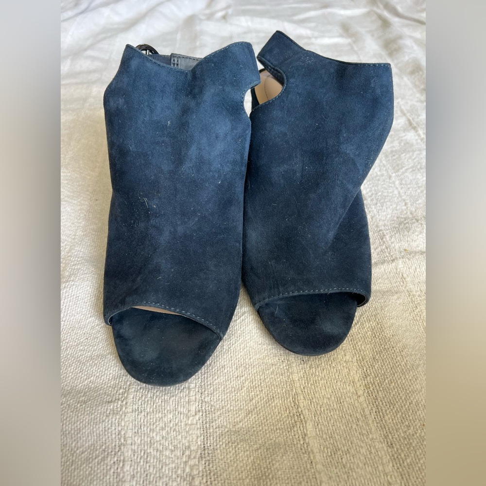 Alfani Step Flex Navy blue suede peep toe heels #suedeheels